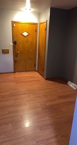 2102 N Laramie Avenue, Chicago, IL 60639