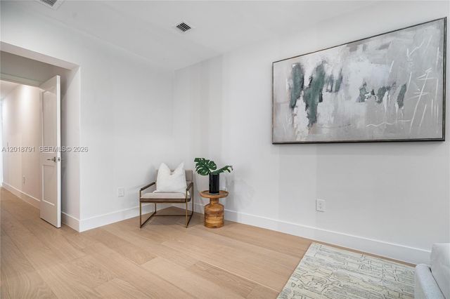 1037 Sevilla Ave, Coral Gables, FL 33134
