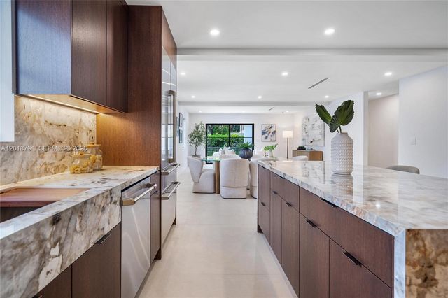 1037 Sevilla Ave, Coral Gables, FL 33134