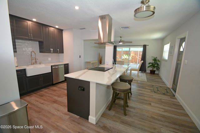 134 E Grant Avenue, Cocoa Beach, FL 32931