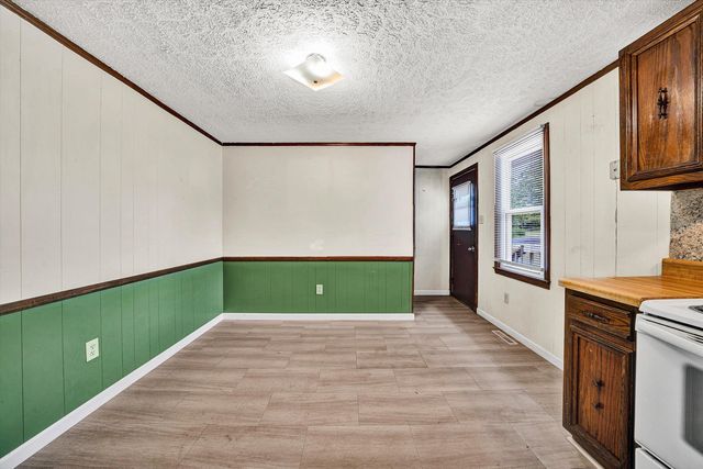 175 SYCAMORE ST, Rocky Mount, VA 24151
