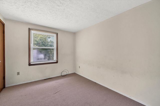 175 SYCAMORE ST, Rocky Mount, VA 24151