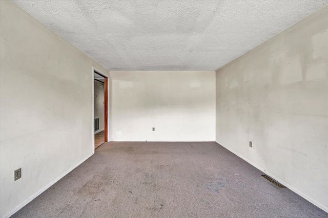 175 SYCAMORE ST, Rocky Mount, VA 24151