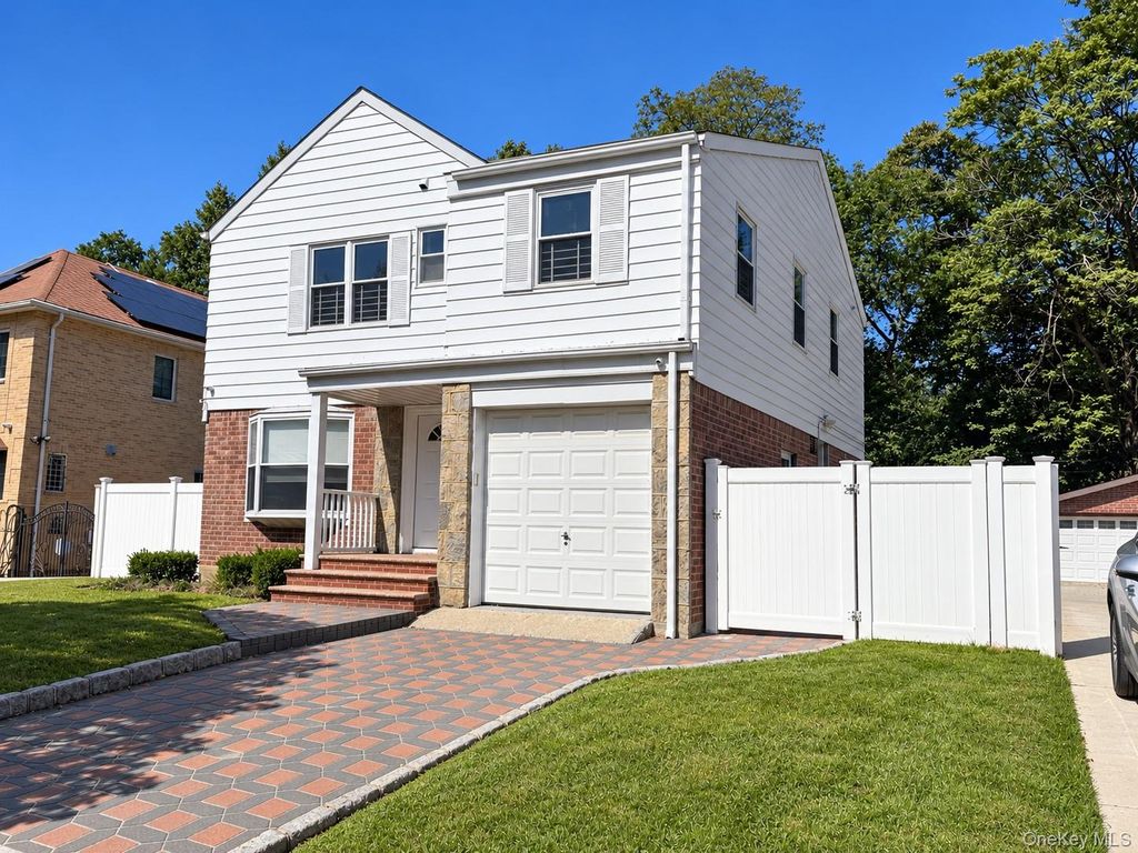 21757 77th Avenue, Oakland Gardens, NY 11364 — photo 3