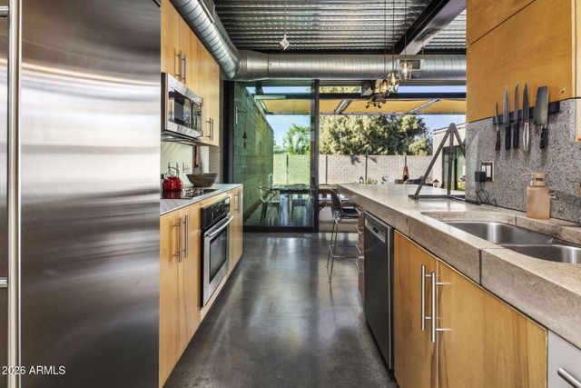 406 W 14TH Street, Tempe, AZ 85281