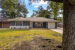 3711 Lexington Ave, Port Arthur, TX 77642