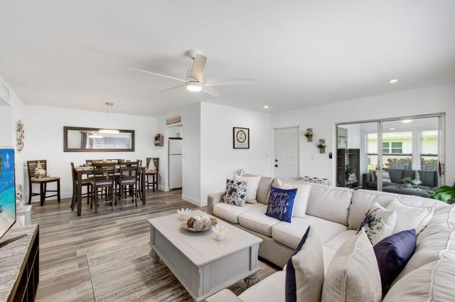 5025 Lakefront Boulevard A, Delray Beach, FL 33484