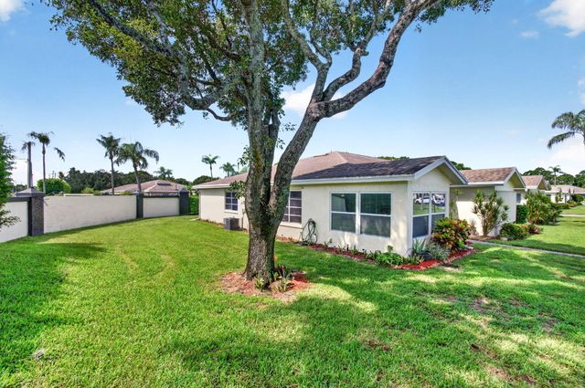 5025 Lakefront Boulevard A, Delray Beach, FL 33484