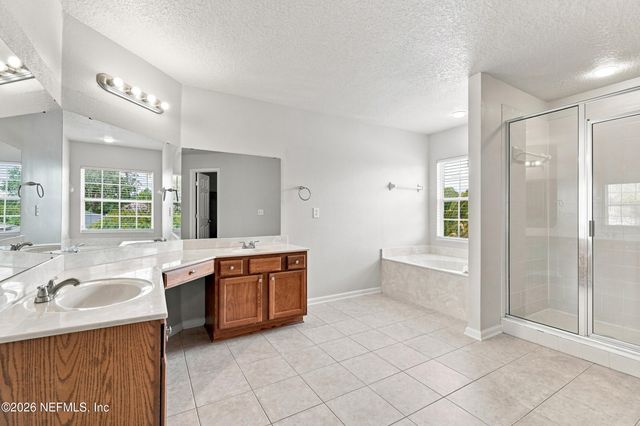 1936 MCGIRTS POINT Boulevard, Jacksonville, FL 32221