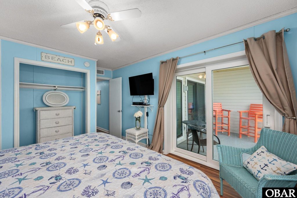 Image 31 of property listing at 5515 S Virginia Dare Trl Unit B-1, Nags Head, NC 27959