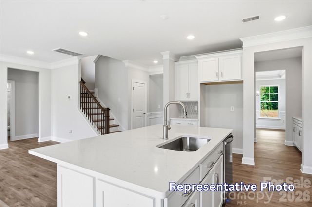 1402 Ardmore Drive, Sherrills Ford, NC 28673