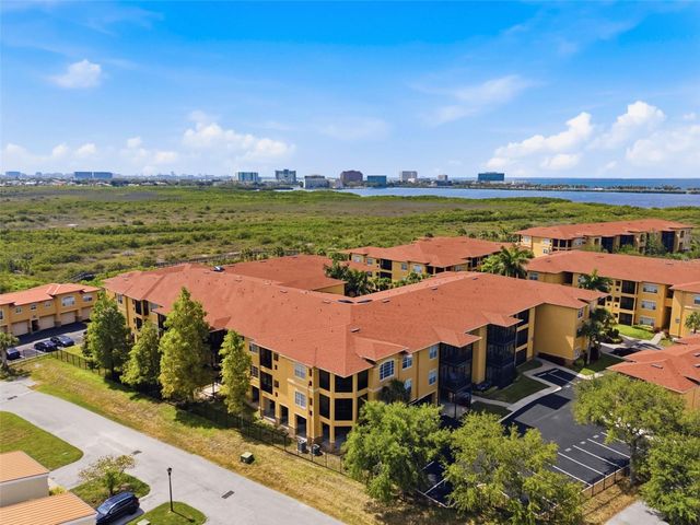 4323 BAYSIDE VILLAGE DRIVE 325, Tampa, FL 33615