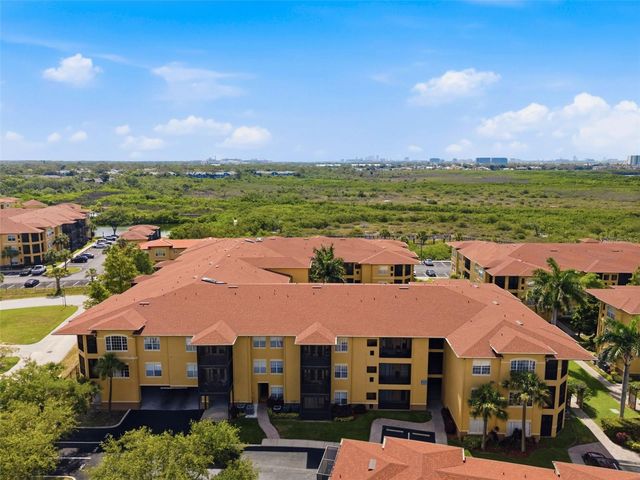 4323 BAYSIDE VILLAGE DRIVE 325, Tampa, FL 33615