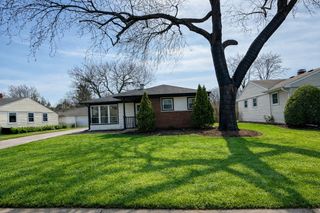2109 Park Street, Rolling Meadows, IL 60008
