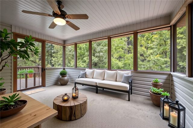 6 Hallock Drive, Bella Vista, AR 72714