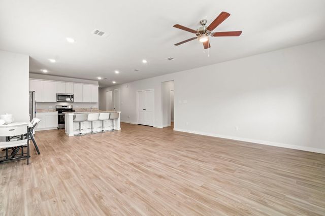 11617 Whirlaway Drive, Willis, TX 77318