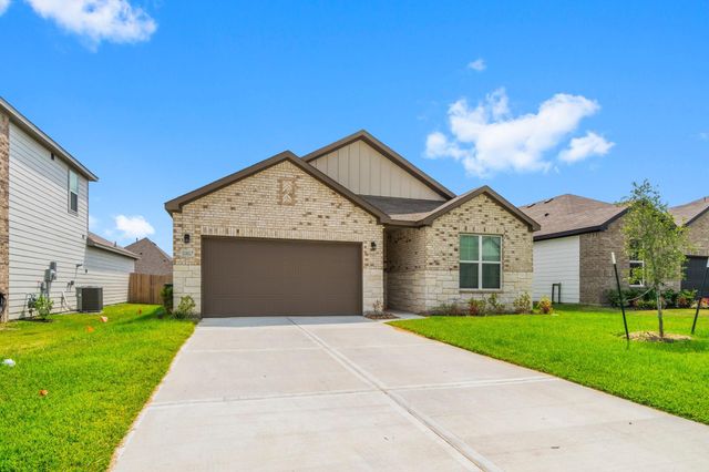11617 Whirlaway Drive, Willis, TX 77318