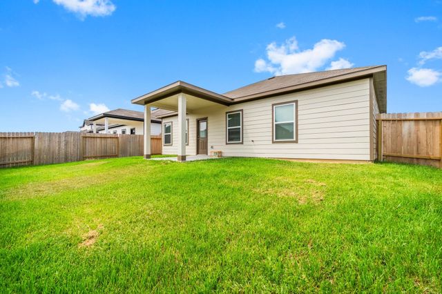 11617 Whirlaway Drive, Willis, TX 77318