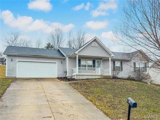 202 Macarthur Street, New Haven, MO 63068