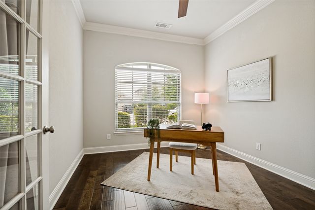347 S Hill Drive, Waxahachie, TX 75165