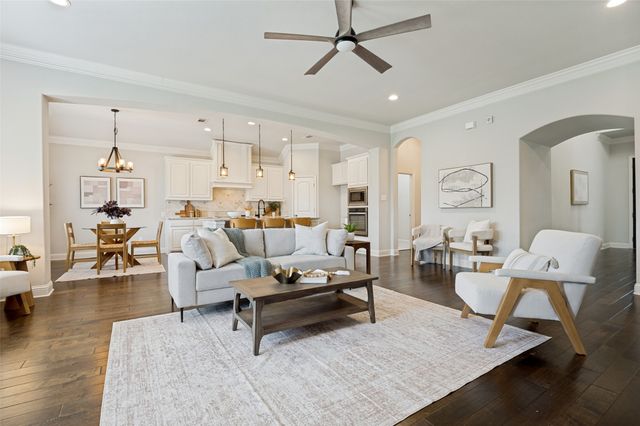 347 S Hill Drive, Waxahachie, TX 75165