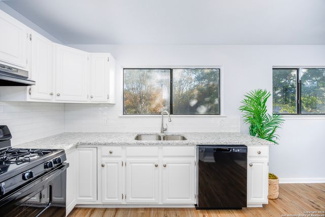 8222 Timber Slope, San Antonio, TX 78250