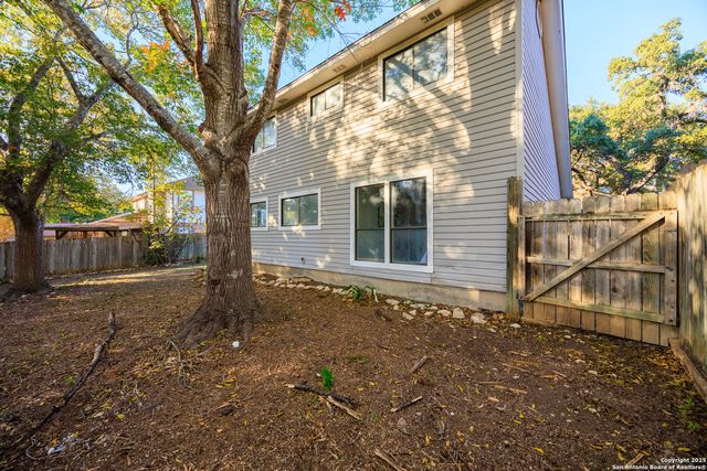 8222 Timber Slope, San Antonio, TX 78250