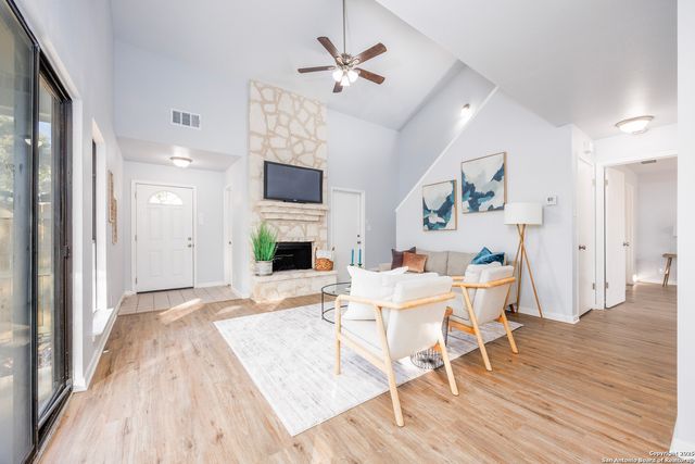 8222 Timber Slope, San Antonio, TX 78250