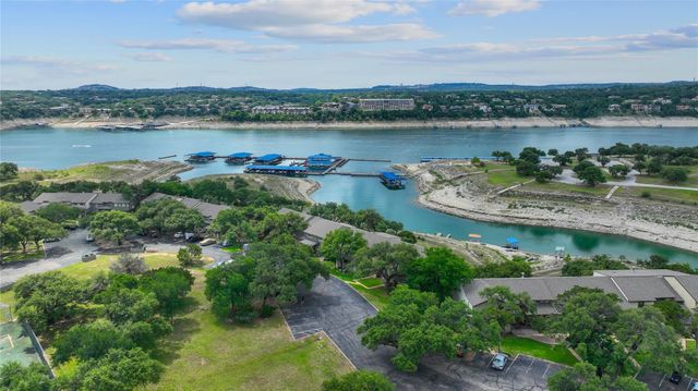 287 Venture BLVD, Point Venture, TX 78645
