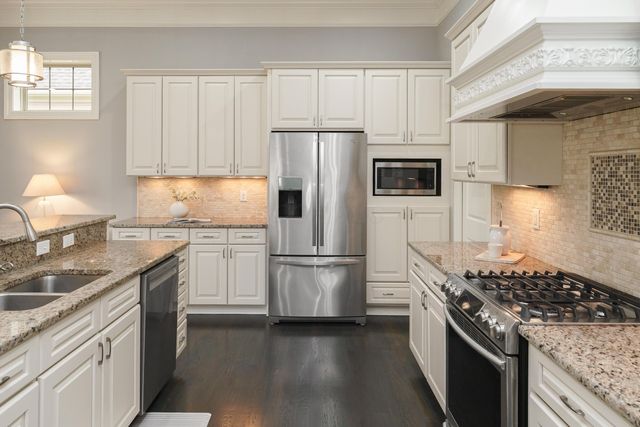 9307 Brolio Villa Drive, Dublin, OH 43016