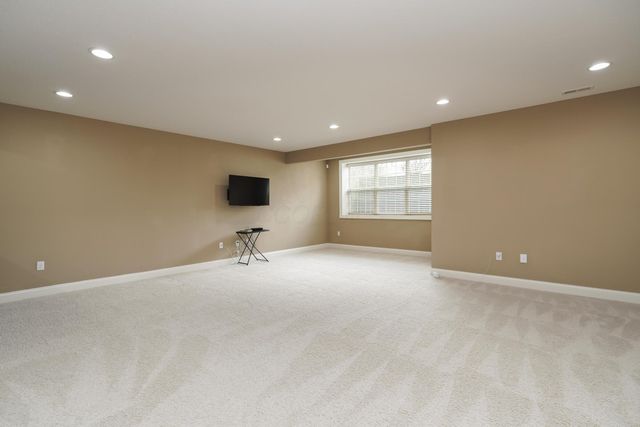 9307 Brolio Villa Drive, Dublin, OH 43016