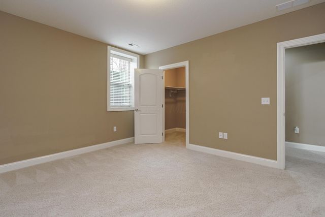 9307 Brolio Villa Drive, Dublin, OH 43016