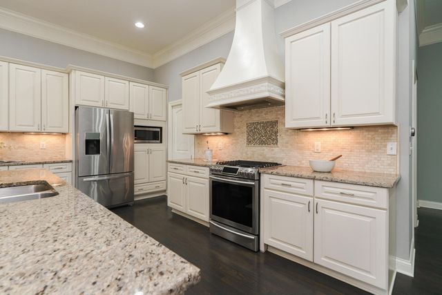 9307 Brolio Villa Drive, Dublin, OH 43016