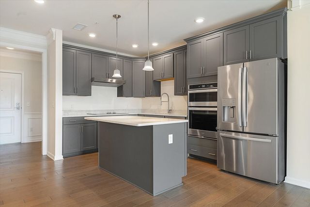 11 Peters Farm Way 310, Westborough, MA 01581