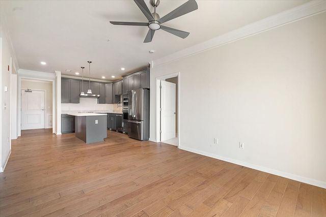 11 Peters Farm Way 310, Westborough, MA 01581