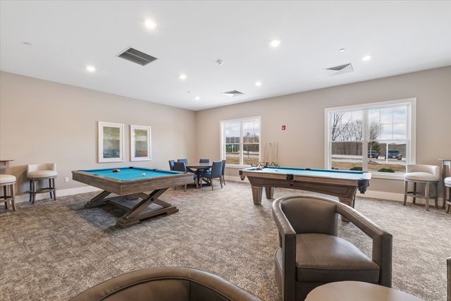 11 Peters Farm Way 310, Westborough, MA 01581