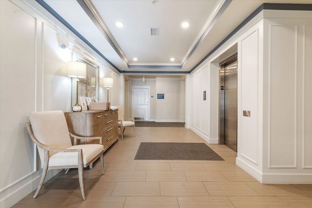 11 Peters Farm Way 310, Westborough, MA 01581