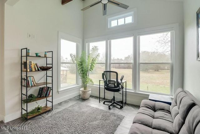 139 Sarahs Lane, Waveland, MS 39576