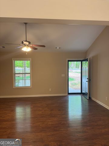 7883 Pendergrass Road, Hoschton, GA 30548