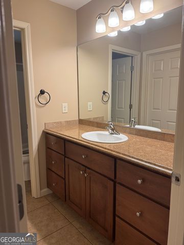 7883 Pendergrass Road, Hoschton, GA 30548