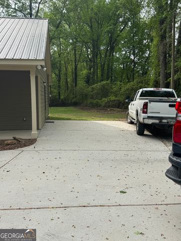 7883 Pendergrass Road, Hoschton, GA 30548