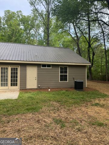 7883 Pendergrass Road, Hoschton, GA 30548