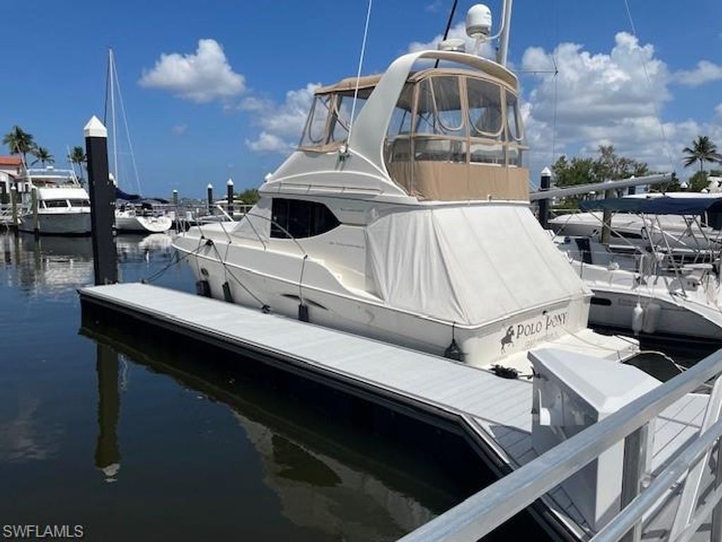 38' BOAT SLIP AT GULF HARBOUR B-24, FORT MYERS, FL 33908 — exterior