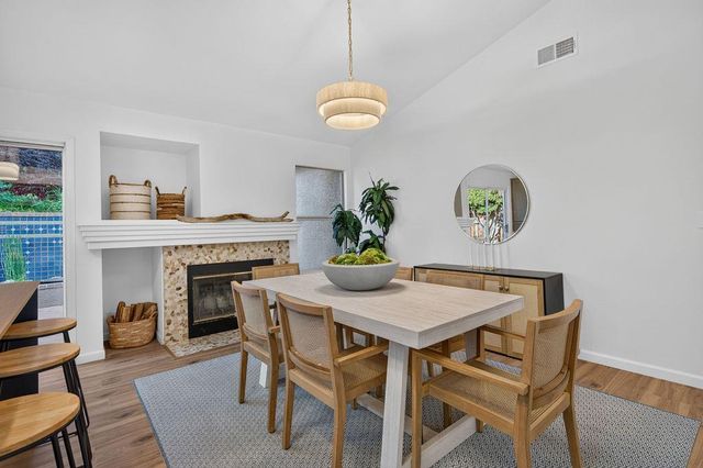 9208 Cerrolinda Cir, Elk Grove, CA 95758