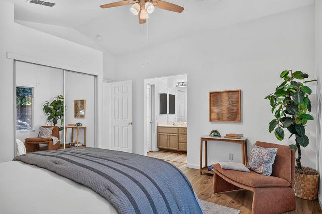 9208 Cerrolinda Cir, Elk Grove, CA 95758