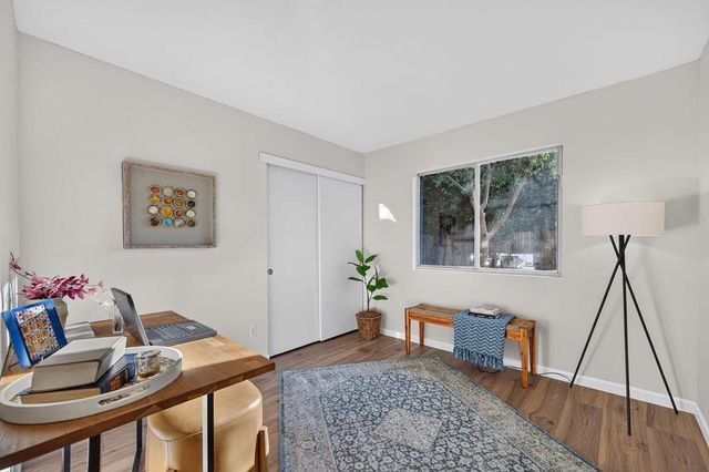 9208 Cerrolinda Cir, Elk Grove, CA 95758
