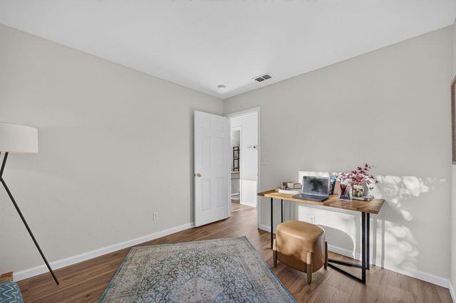 9208 Cerrolinda Cir, Elk Grove, CA 95758