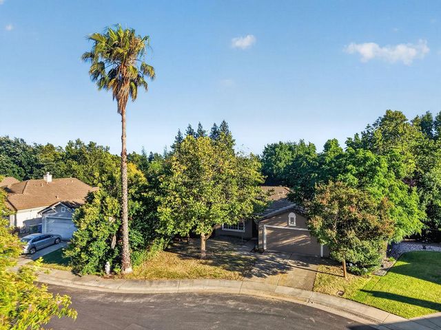 9208 Cerrolinda Cir, Elk Grove, CA 95758