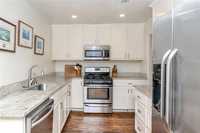 13 Princess Anne Road, Mobile, AL 36608