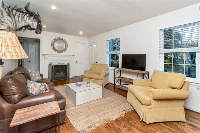 13 Princess Anne Road, Mobile, AL 36608